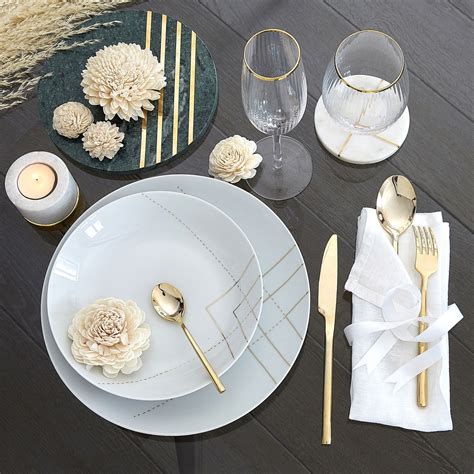 Arts de la table : Vaisselle et Accessoires .